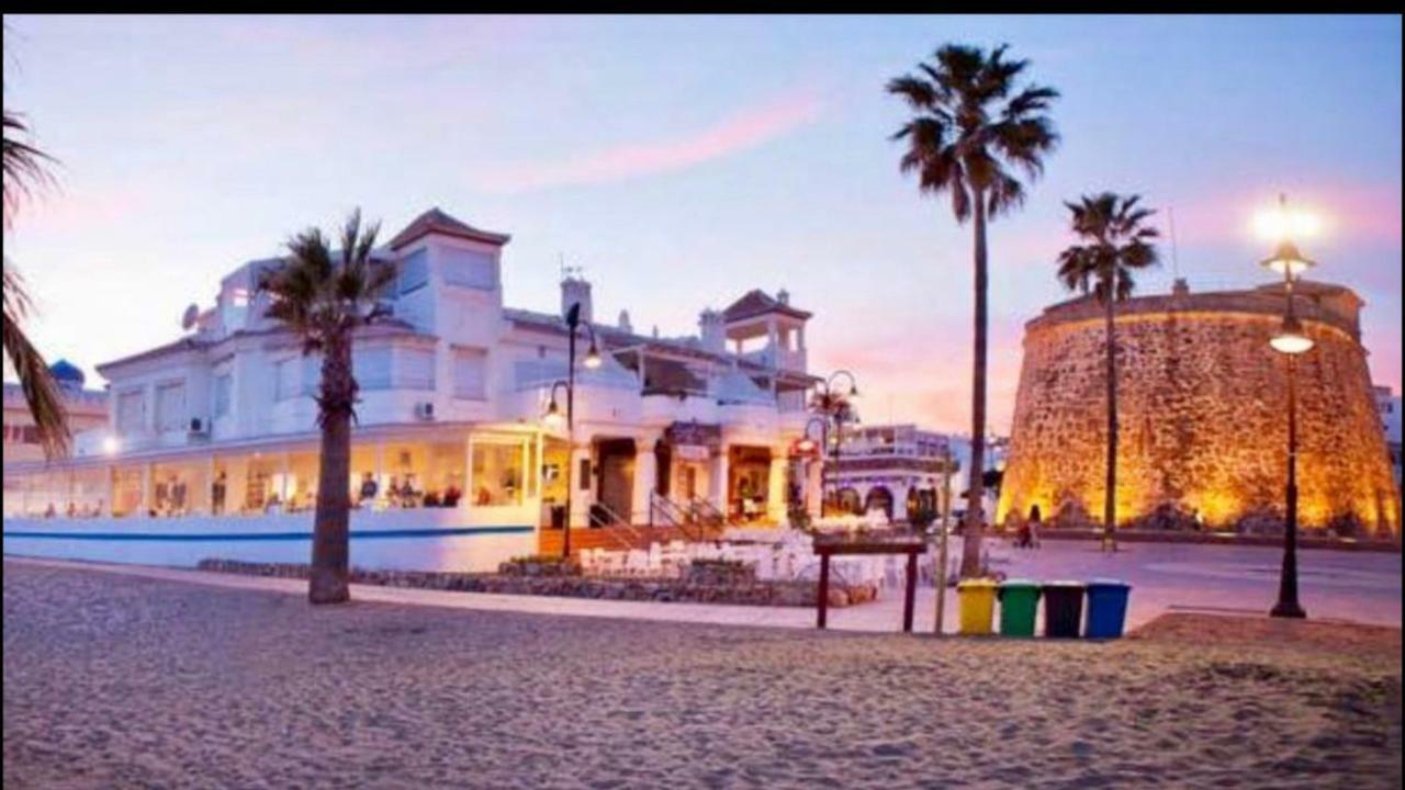 Mi Capricho A16 Beachfront Apartment Sitio de Calahonda Kültér fotó