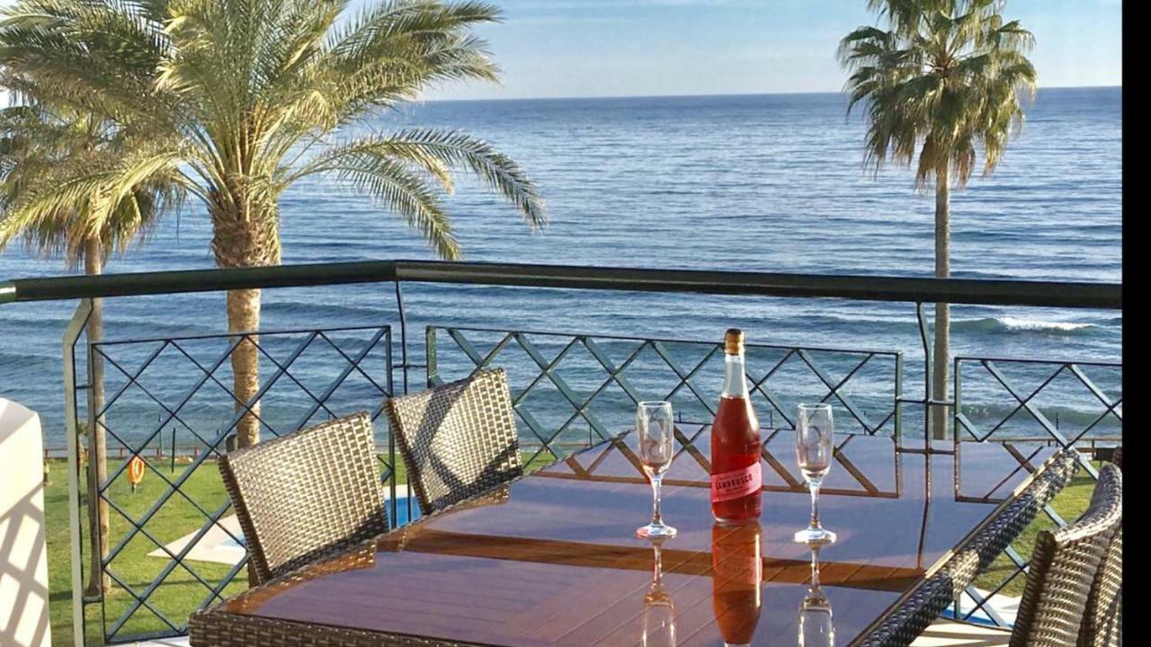 Mi Capricho A16 Beachfront Apartment Sitio de Calahonda Kültér fotó